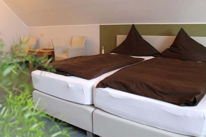 Imagen de la habitación del Hotel Roeb. Foto 17