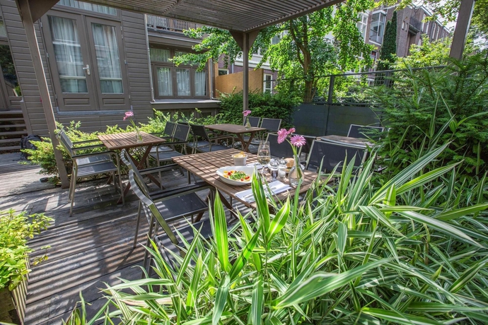 Imagen de los exteriores del Hotel Roemer. Foto 14