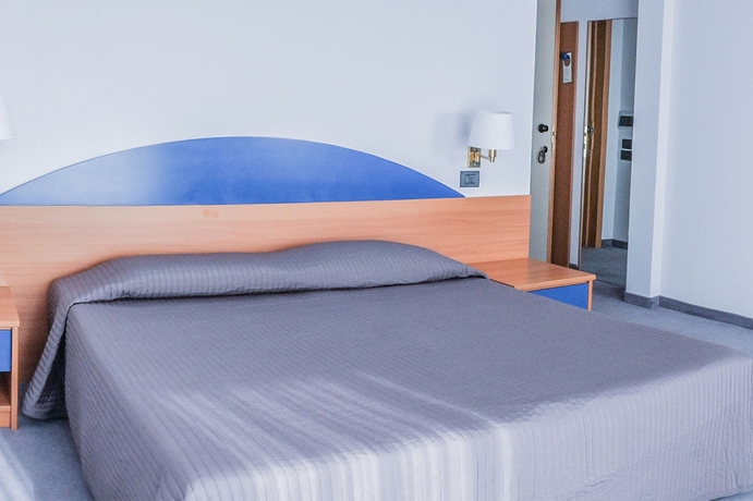 Imagen de la habitación del Hotel Roero Park. Foto 4