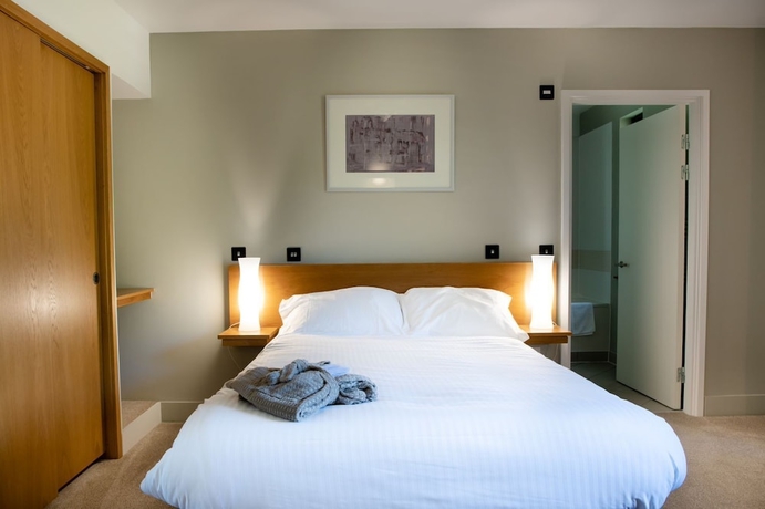Imagen de la habitación del Hotel Roffey Park Institute. Foto 5