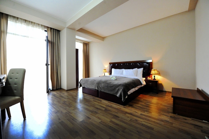Imagen de la habitación del Hotel Rogalux. Foto 3