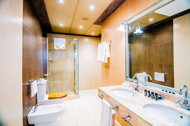 Imagen de la habitación del Hotel Roger De Flor Seleqtta. Foto 33