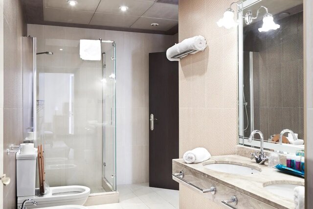 Imagen de la habitación del Hotel Roger De Flor Seleqtta. Foto 34