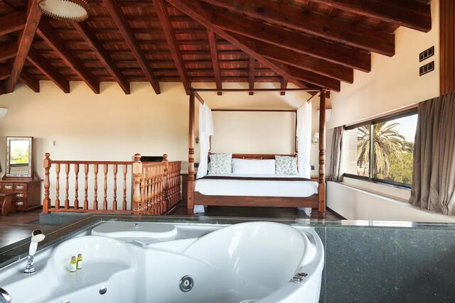 Imagen de la habitación del Hotel Roger De Flor Seleqtta. Foto 47