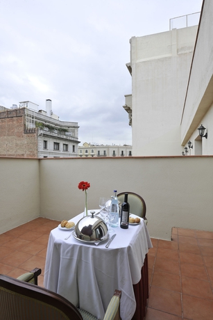 Imagen de los exteriores del Hotel Roger De Lluria Barcelona. Foto 15
