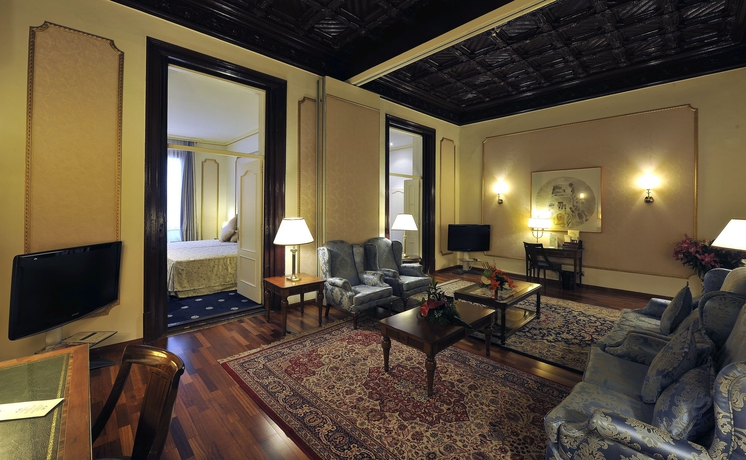 Imagen de los interiores del Hotel Roger De Lluria Barcelona. Foto 16