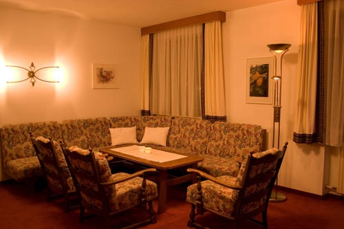 Imagen general del Hotel Roggal. Foto 5