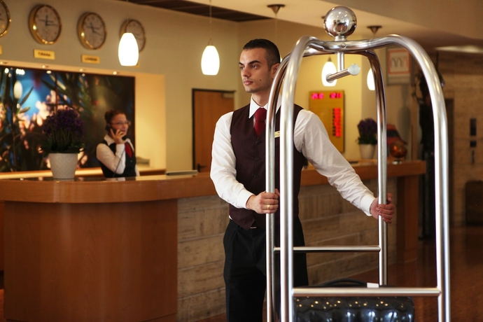 Imagen de los interiores del Hotel Rogner. Foto 16