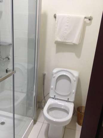 Imagen de la habitación del Hotel Roha. Foto 10