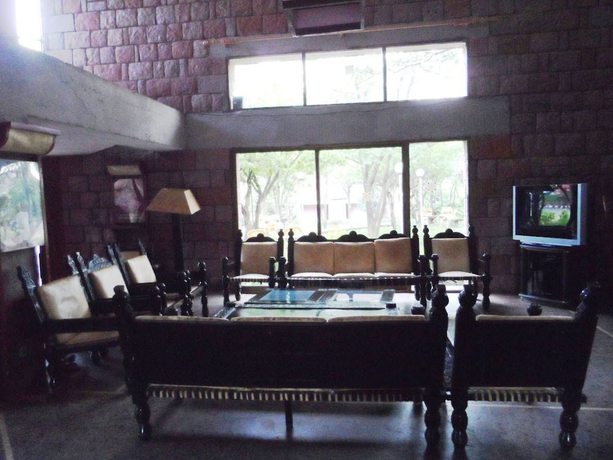 Imagen de los interiores del Hotel Roha. Foto 19