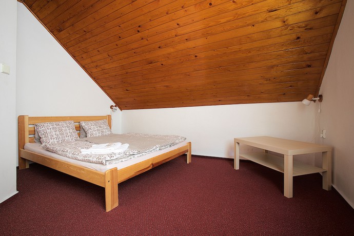 Imagen de la habitación del Hotel Rohanov. Foto 13