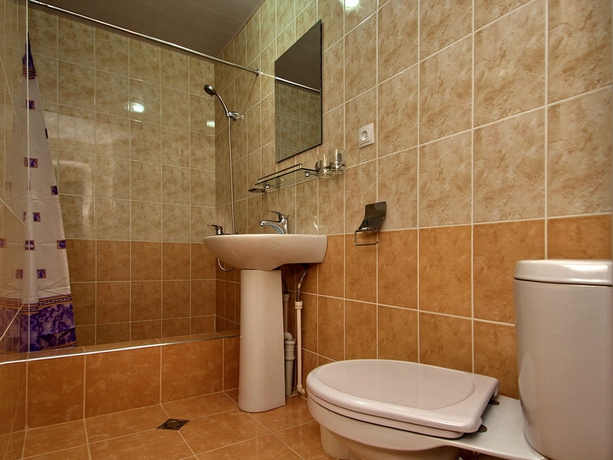 Imagen de la habitación del Hotel Rohat. Foto 8