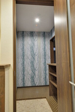 Imagen de la habitación del Hotel Rokuhara Inn. Foto 28