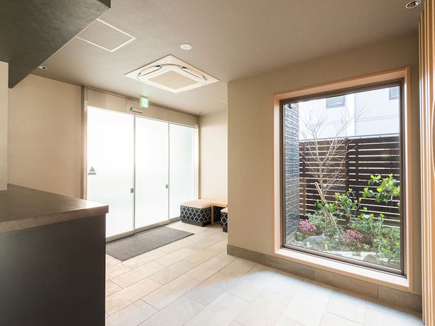 Imagen de los interiores del Hotel Rokune. Foto 19