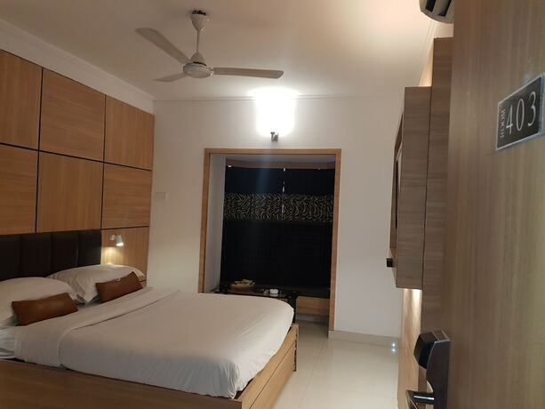 Imagen de la habitación del Hotel Roland. Foto 22