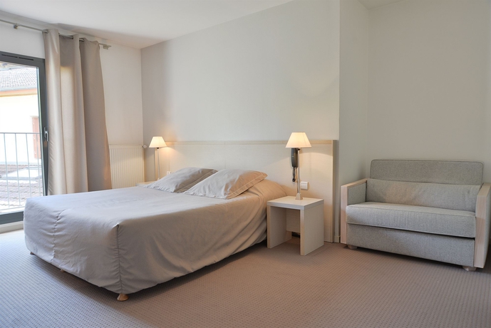 Imagen de la habitación del Hotel Rolland. Foto 7