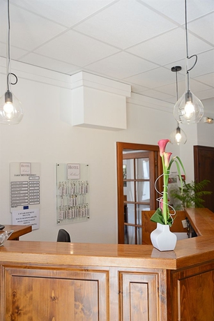 Imagen de los interiores del Hotel Rolland. Foto 14