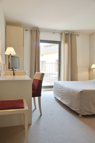 Imagen de la habitación del Hotel Rolland. Foto 10
