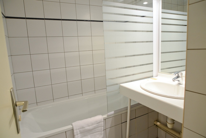 Imagen de la habitación del Hotel Rolland. Foto 11