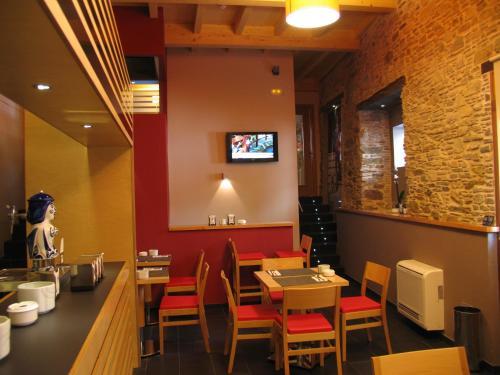 Imagen del bar/restaurante del Hotel Rolle. Foto 2