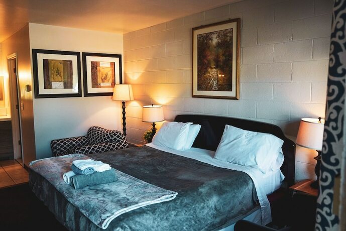 Imagen de la habitación del Hotel Rolling Hills Motel. Foto 19
