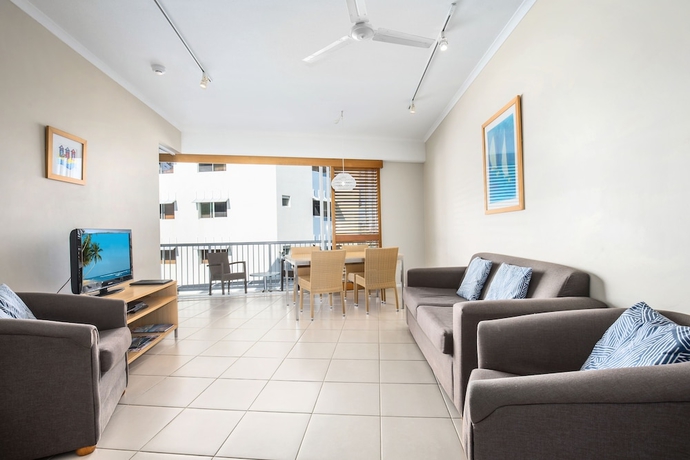 Imagen de la habitación del Hotel Rolling Surf Resort. Foto 8