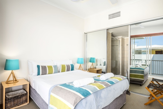 Imagen de la habitación del Hotel Rolling Surf Resort. Foto 15