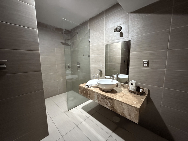 Imagen de la habitación del Hotel Rolovi. Foto 6