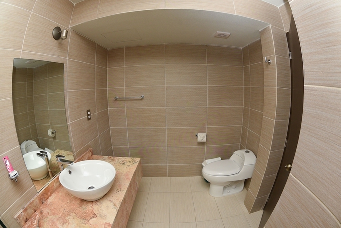 Imagen de la habitación del Hotel Rolovi. Foto 11
