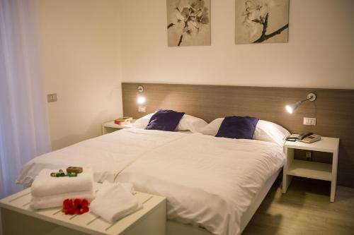Imagen de la habitación del Hotel Roma Aparthotel. Foto 10