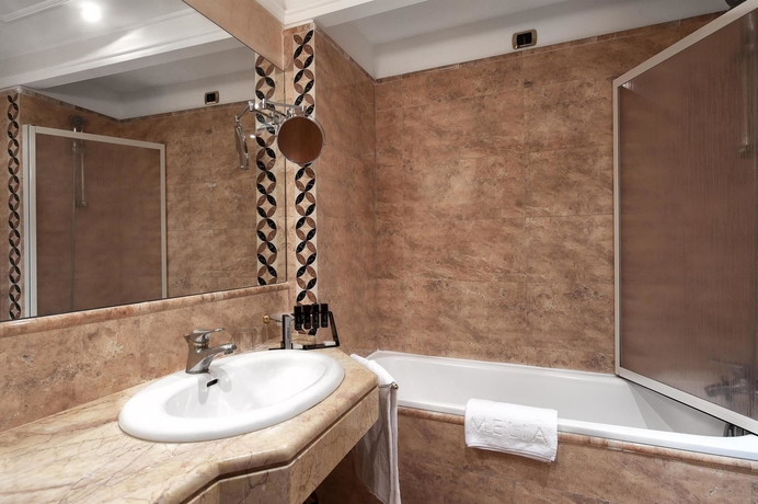 Imagen de la habitación del Hotel Roma Aurelia Antica. Foto 11