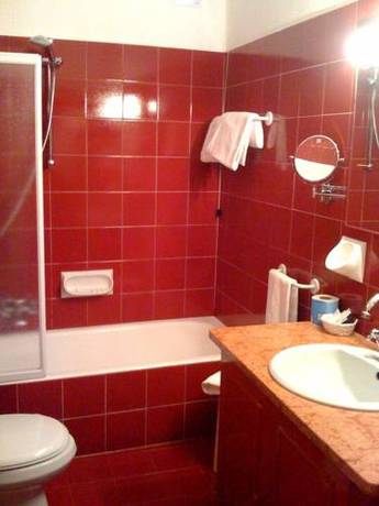 Imagen de la habitación del Hotel Roma, Bolonia. Foto 4