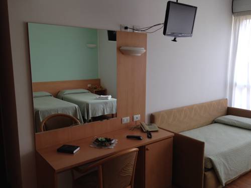 Imagen de la habitación del Hotel Roma, Cassano Magnago. Foto 3