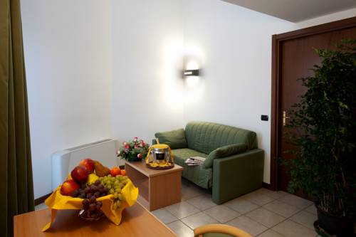 Imagen de la habitación del Hotel Roma, Cassano Magnago. Foto 8