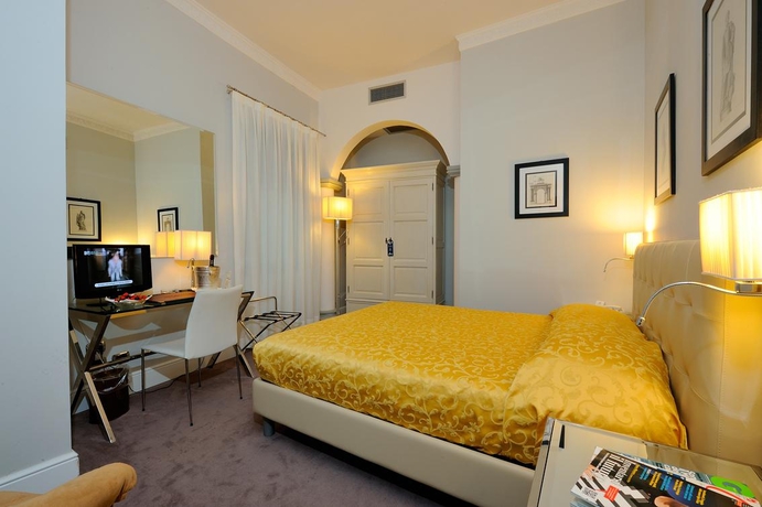 Imagen general del Hotel Roma, Florencia. Foto 16