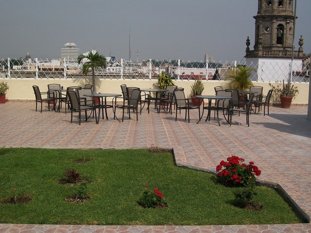 Imagen de los exteriores del Hotel Roma Guadalajara. Foto 7