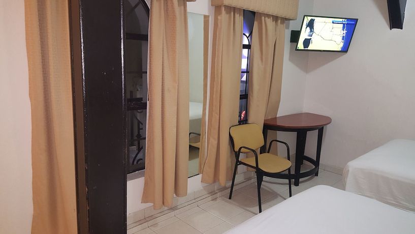 Imagen de los interiores del Hotel Roma, Heroica Matamoros. Foto 13