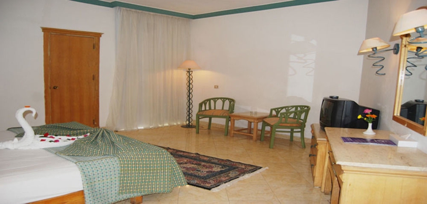 Imagen de los interiores del Hotel Roma Host Way Hotel & Aqua Park. Foto 4