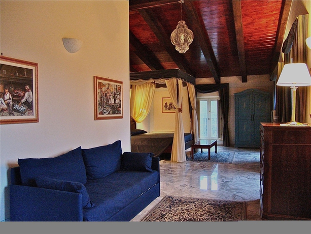 Imagen de los interiores del Hotel Roma Imperiale. Foto 6