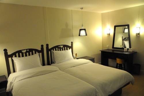 Imagen de la habitación del Hotel Roma, Khon Kaen. Foto 6