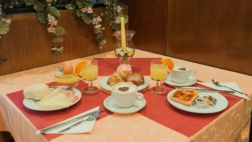 Imagen de la habitación del Hotel Roma, MARGHERA. Foto 6