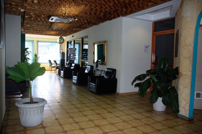 Imagen de los interiores del Hotel Roma Plaza. Foto 11