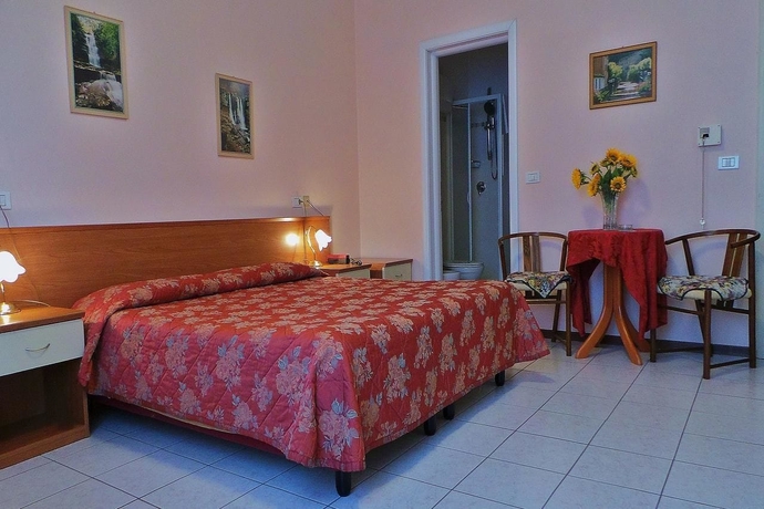 Imagen de la habitación del Hotel Roma, Porretta Terme. Foto 7