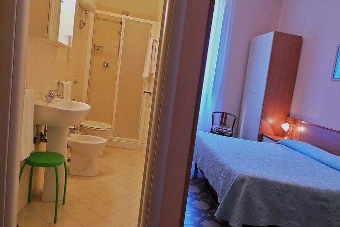 Imagen de la habitación del Hotel Roma, Porretta Terme. Foto 9