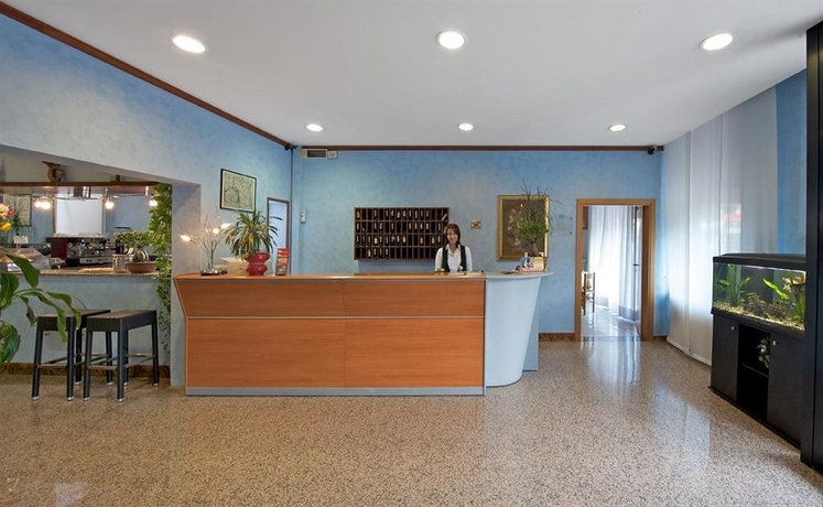 Imagen de los interiores del Hotel Roma, Ravenna. Foto 11