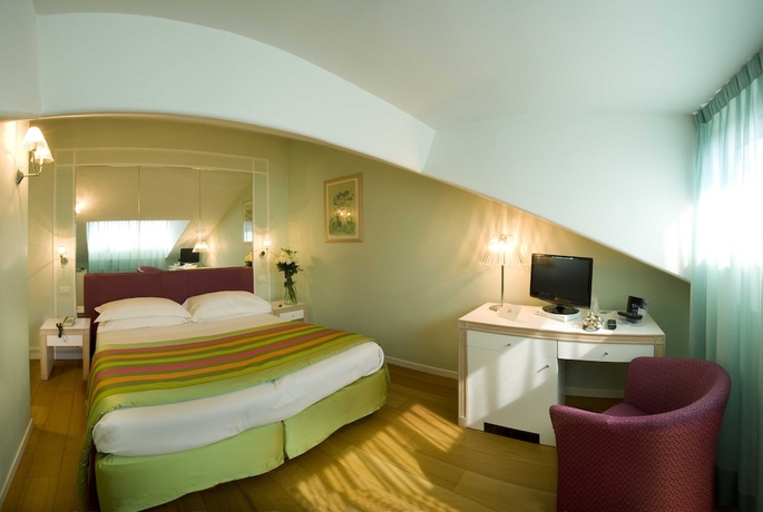 Imagen de la habitación del Hotel Roma, Riccione. Foto 4