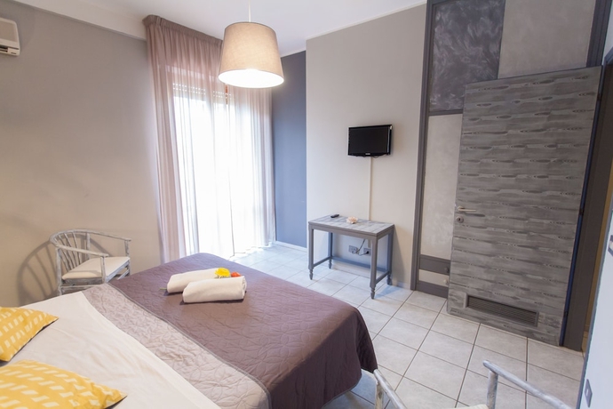 Imagen de la habitación del Hotel Roma, Salsomaggiore Terme. Foto 7