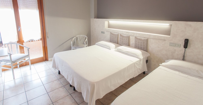 Imagen de la habitación del Hotel Roma, Salsomaggiore Terme. Foto 10