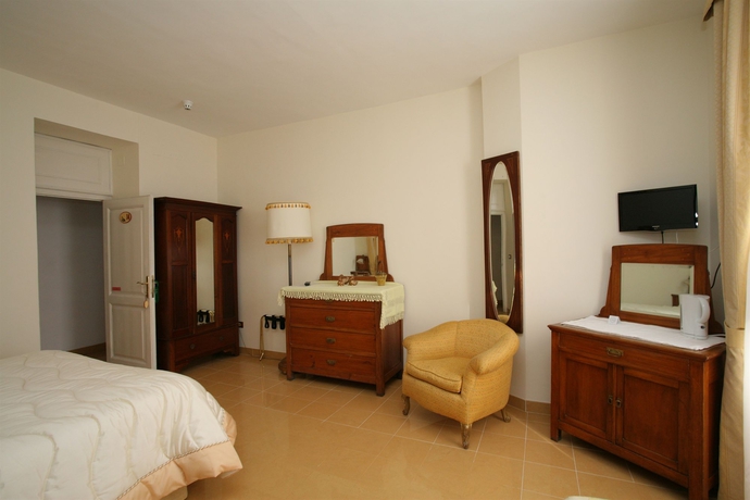Imagen de la habitación del Hotel Roma, Scanno. Foto 6