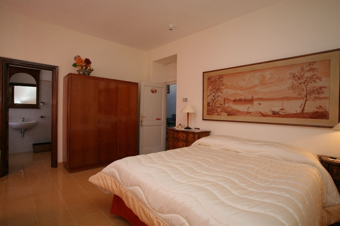 Imagen de la habitación del Hotel Roma, Scanno. Foto 7